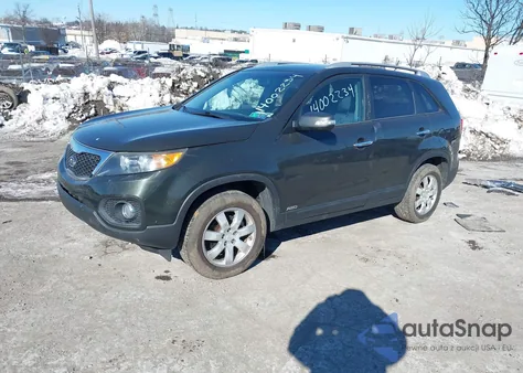 2011 Kia Sorento Lx from USA, damaged, VIN 5XYKTDA12BG144029